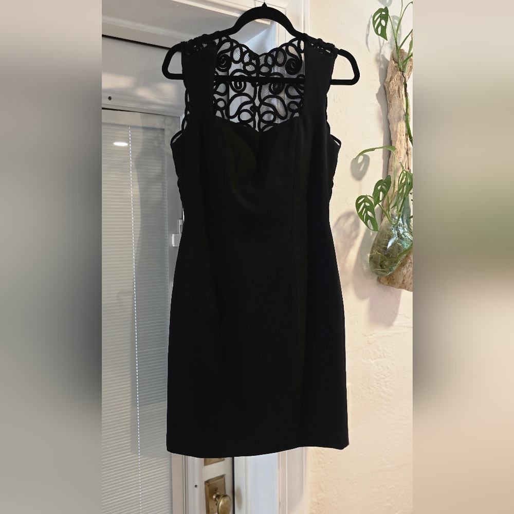 Ann Taylor Black Sleeveless Cocktail Dress Women's Size 6